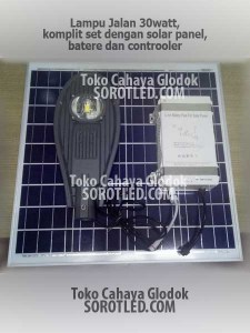 lampu jalan led solarcell