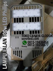lampu pju 100w led philips