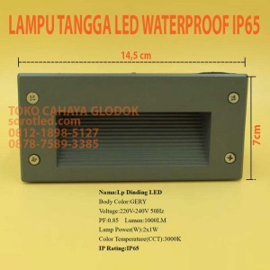 lampu sorot dinding tangga