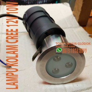 lampu sorot kolam